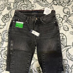 Tommy Hilfiger Jeans Heritage Como Skinny NWT Size 2
